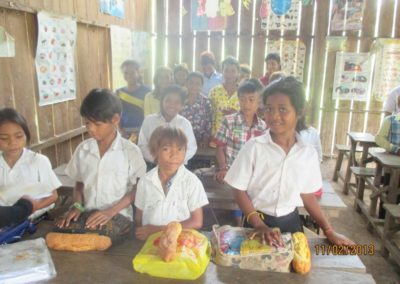 2013-11-mondulkiri-school-cambodia-ray-shackelford-003