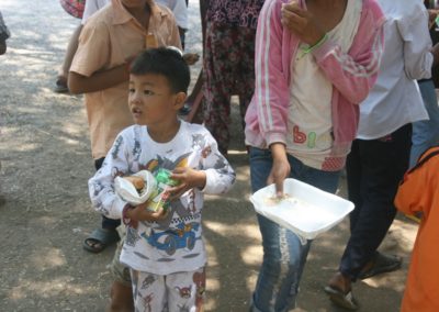2016-04-23-orphanage-cambodia-anyway-foundation-595