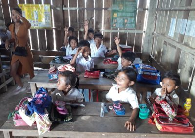 2019-01-16-anyway-foundation-ray-schackelford-cambodia-mondulkiri-school-715